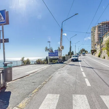 Casaviva - Grazioso Bilocale Sul Mare A Apartmán *